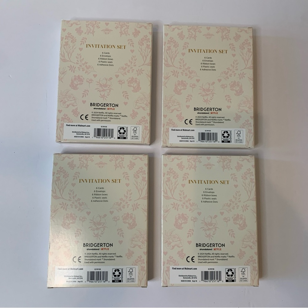 Bridgerton Invitation Sets, 4 boxes of 6 invitations/envelopes/wax seals/ribbons - Picture 2 of 12